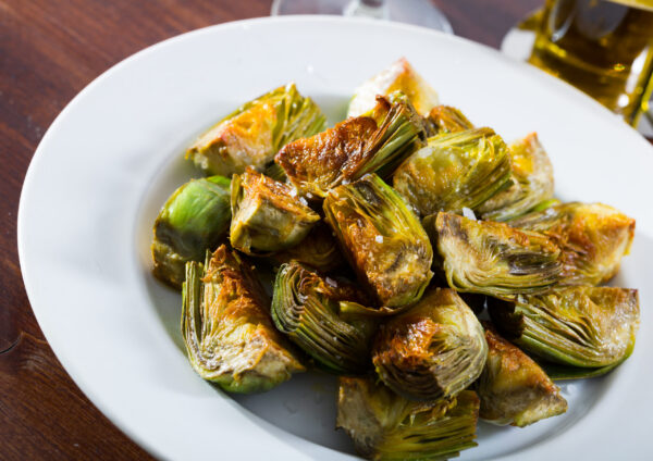 Sauteed in oil artichokes