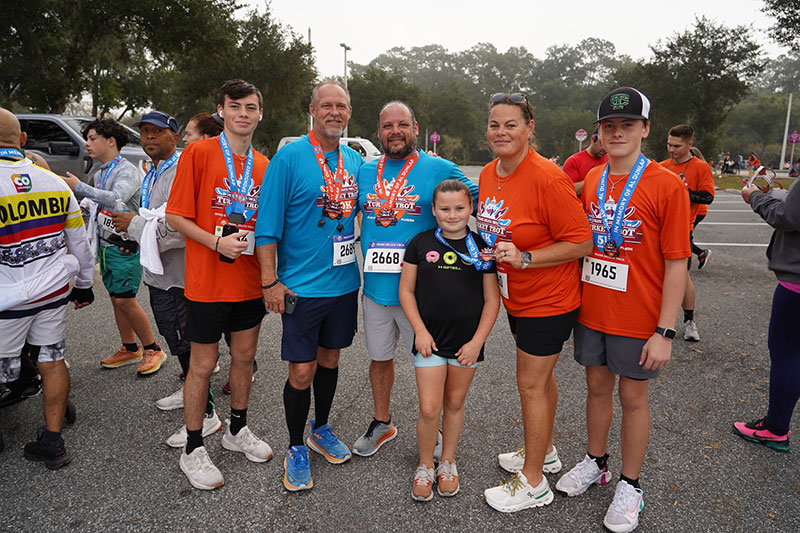 Frank DeLuca YMCA Turkey Trot participants