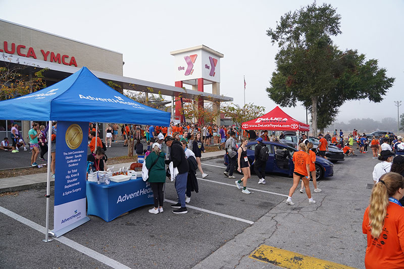 Frank DeLuca YMCA Turkey Trot participants