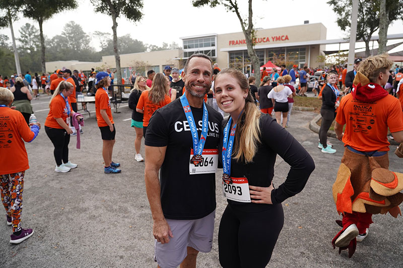 Frank DeLuca YMCA Turkey Trot participants